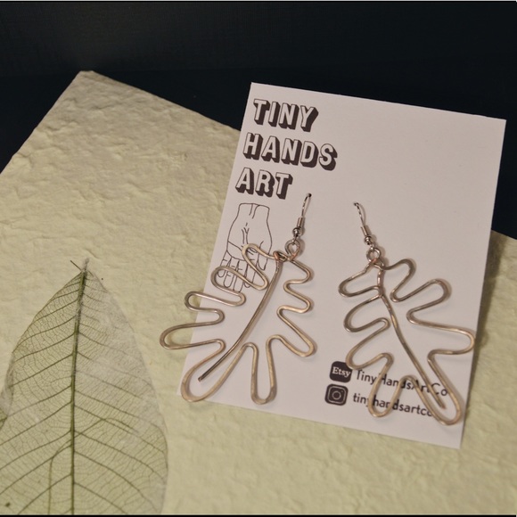 Handmade Hammered Leaf Earrings - Picture 1 of 4